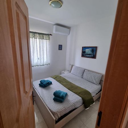 Modern Three Bedroom Apartment In Center Bugibba St. Paul's Bay Exterior photo