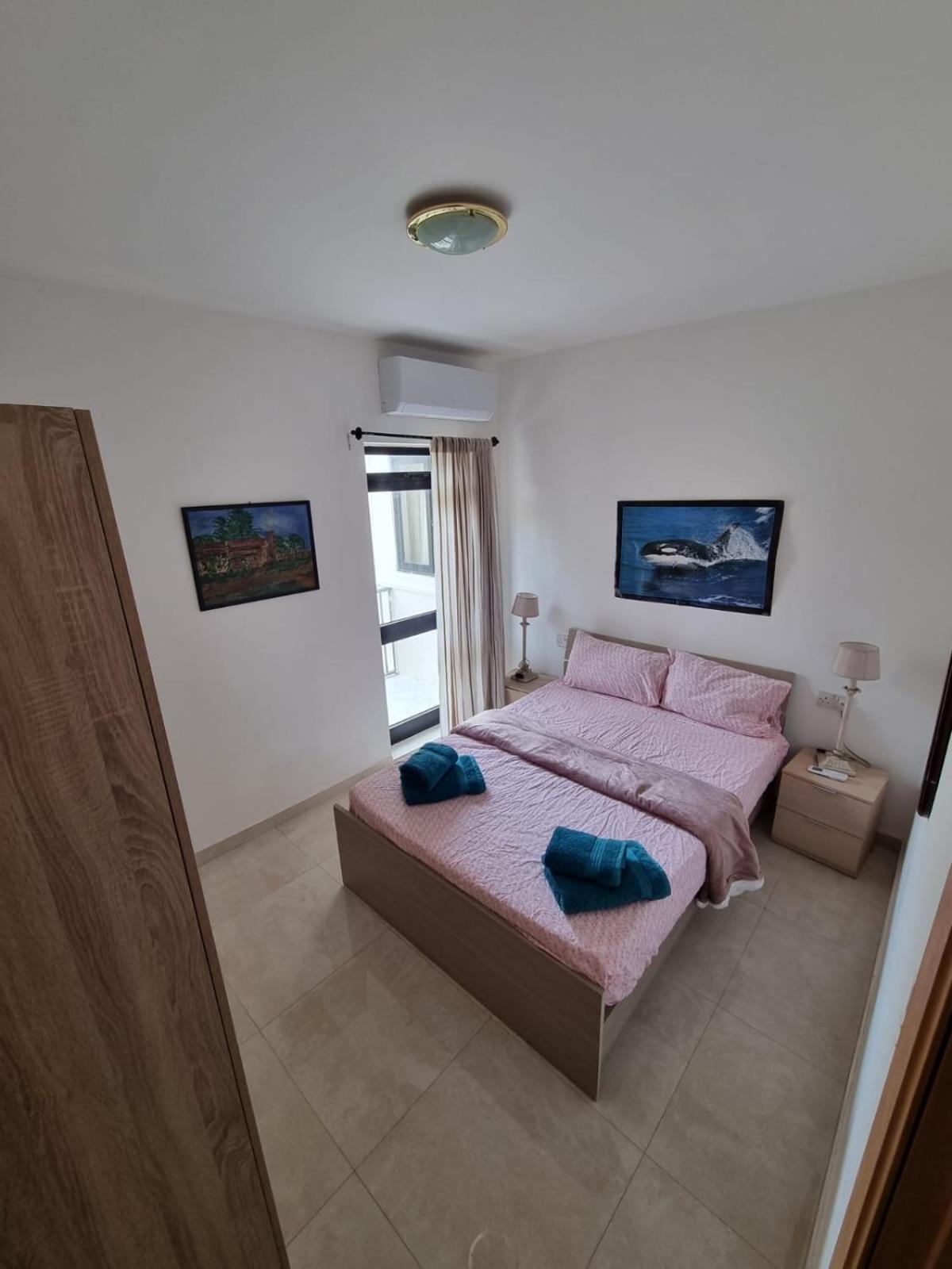 Modern Three Bedroom Apartment In Center Bugibba St. Paul's Bay Exterior photo
